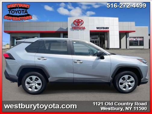 2023 Toyota RAV4 LE