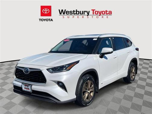 2023 Toyota Highlander Hybrid XLE