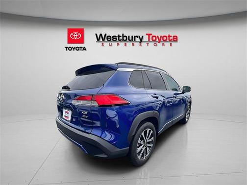 2022 Toyota Corolla Cross XLE