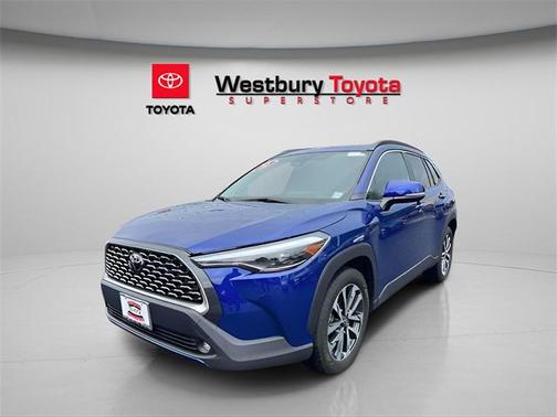 2022 Toyota Corolla Cross XLE