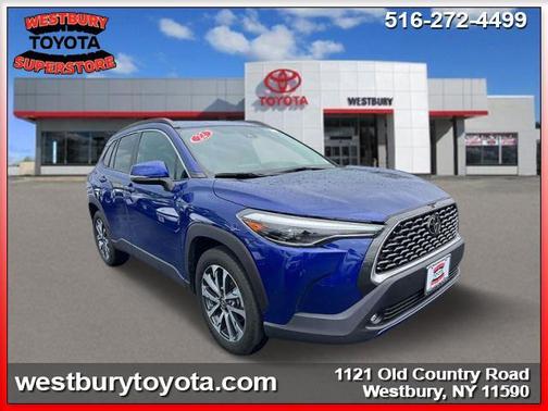 2022 Toyota Corolla Cross XLE