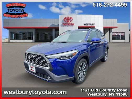 2022 Toyota Corolla Cross XLE