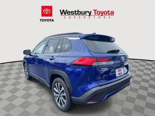 2022 Toyota Corolla Cross XLE
