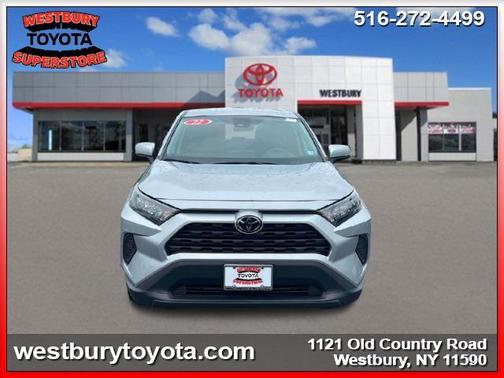 2022 Toyota RAV4 LE