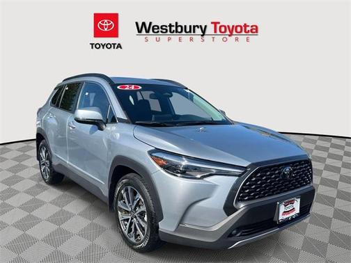 2024 Toyota Corolla Cross XLE