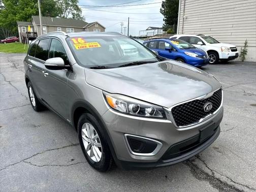 2016 Kia Sorento LX