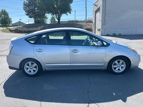 SILVER 2006 Toyota Prius One