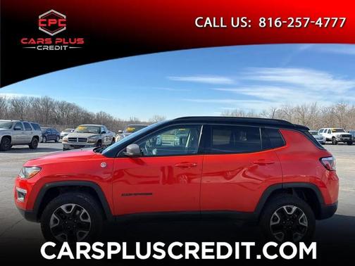 ORANGE 2018 Jeep Compass Trailhawk