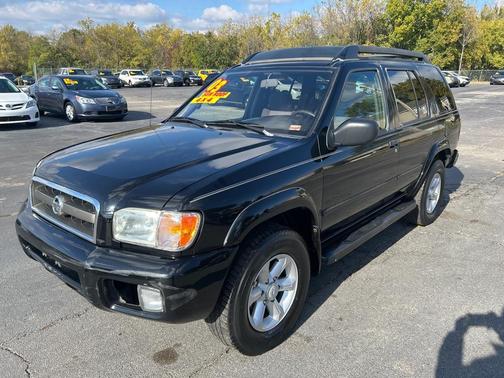 2003 Nissan Pathfinder SE