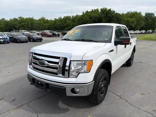 WHITE 2010 Ford F-150 XLT SuperCrew
