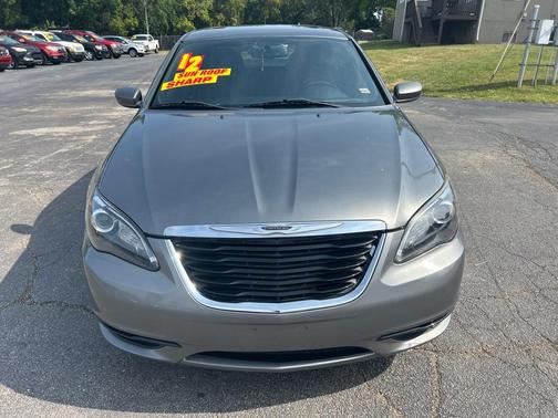 2012 Chrysler 200 S