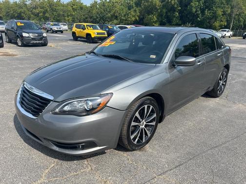 2012 Chrysler 200 S