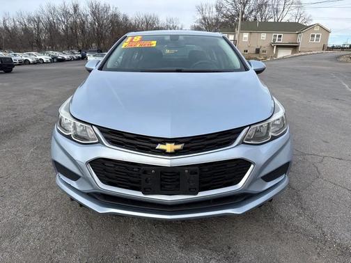 2018 Chevrolet Cruze LS