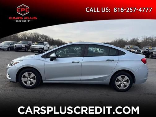 2018 Chevrolet Cruze LS