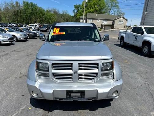 2010 Dodge Nitro SXT 2WD