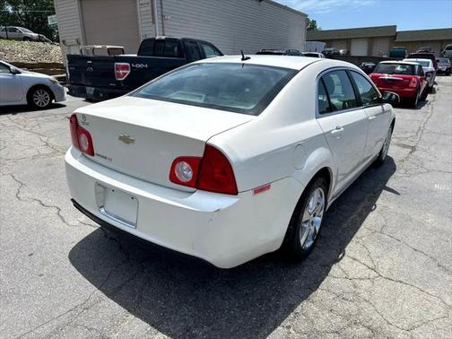2011 Chevrolet Malibu 1LT