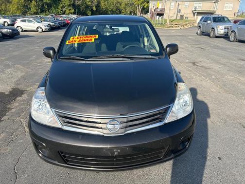 2010 Nissan Versa 1.8 S