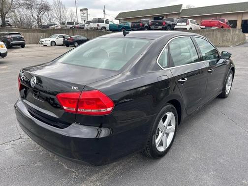 BLACK 2015 Volkswagen Passat 1.8T Limited Edition