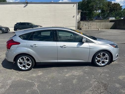 SILVER 2014 Ford Focus Titanium
