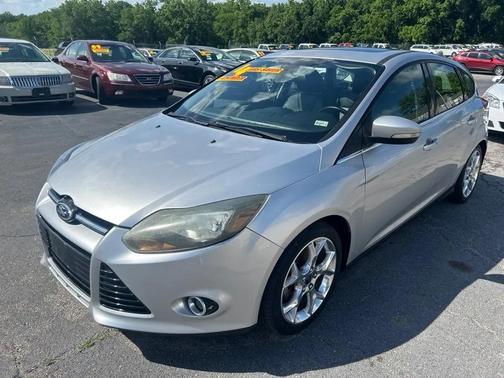 SILVER 2014 Ford Focus Titanium