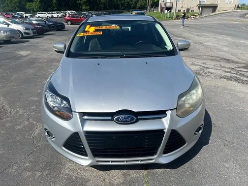 SILVER 2014 Ford Focus Titanium