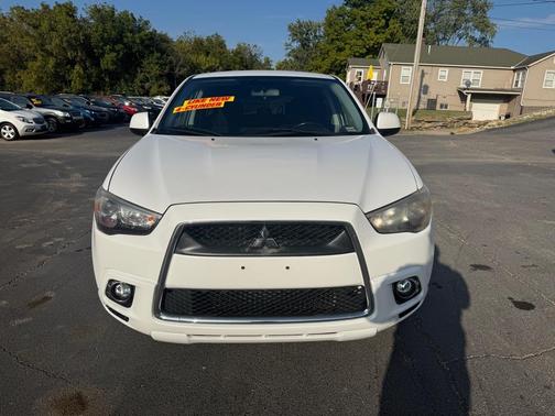 2011 Mitsubishi Outlander Sport SE