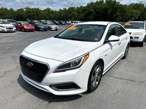 2017 Hyundai SONATA Hybrid Limited