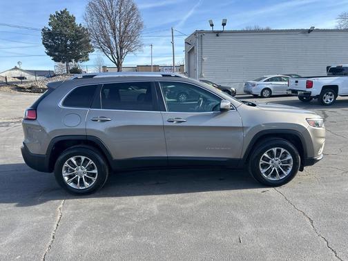2019 Jeep Cherokee Latitude Plus