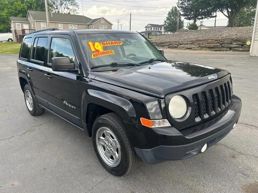 BLACK 2014 Jeep Patriot Sport