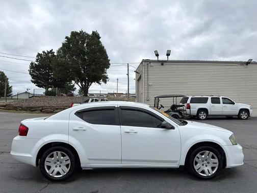 WHITE 2012 Dodge Avenger Base