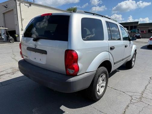 SILVER 2006 Dodge Durango SXT