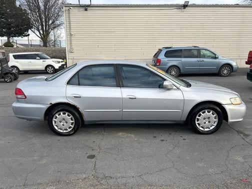 2001 Honda Accord LX sedan