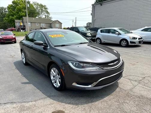 2016 Chrysler 200 Limited