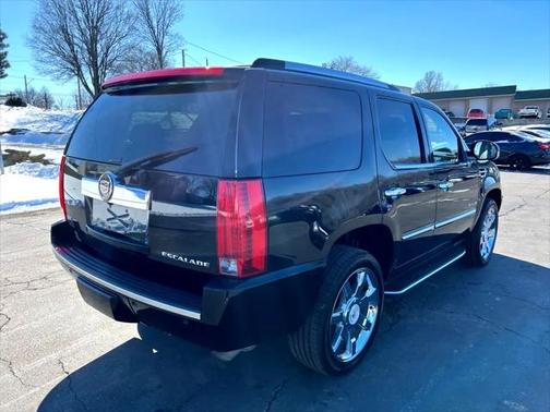 2012 Cadillac Escalade Luxury