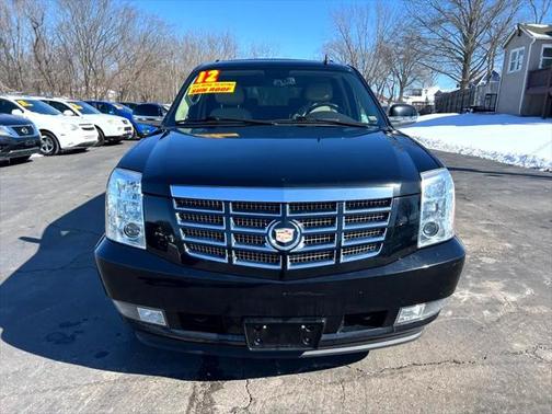 2012 Cadillac Escalade Luxury