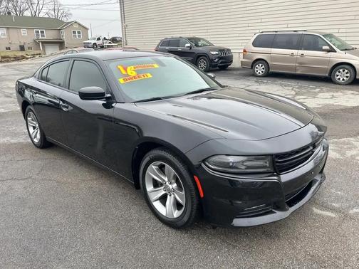 2016 Dodge Charger SXT