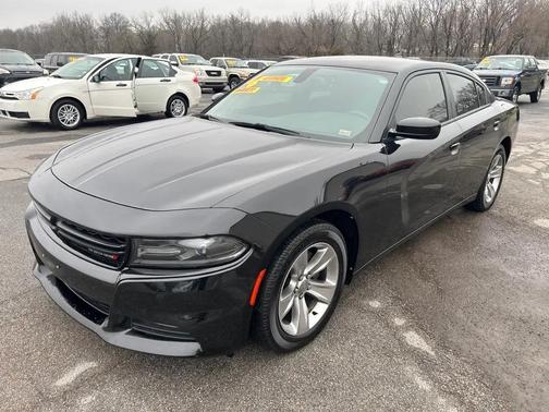 2016 Dodge Charger SXT
