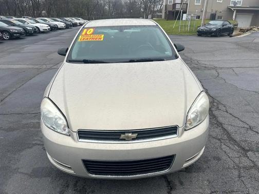 GOLD 2010 Chevrolet Impala LT