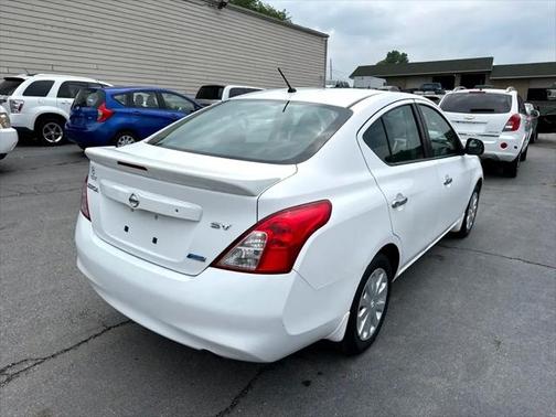 2013 Nissan Versa 1.6 S
