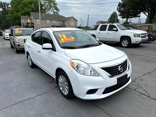 2013 Nissan Versa 1.6 S