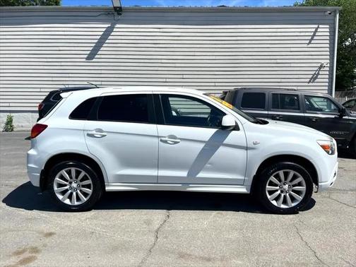 2011 Mitsubishi Outlander Sport SE