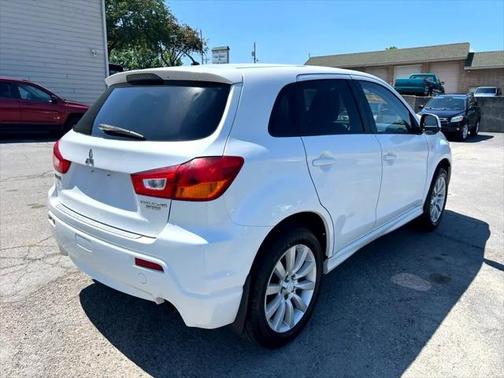 2011 Mitsubishi Outlander Sport SE