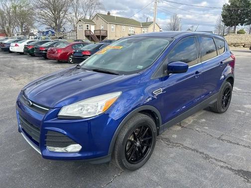 BLUE 2013 Ford Escape SE