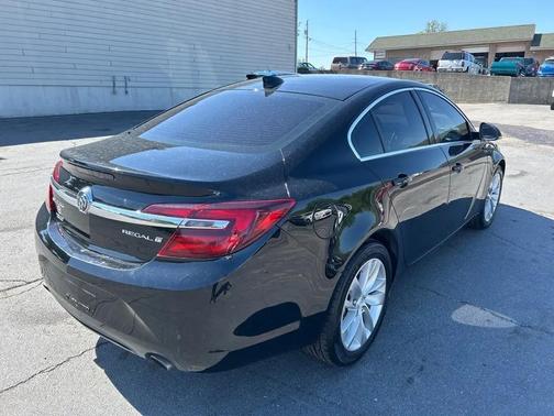 BLACK 2016 Buick Regal Turbo