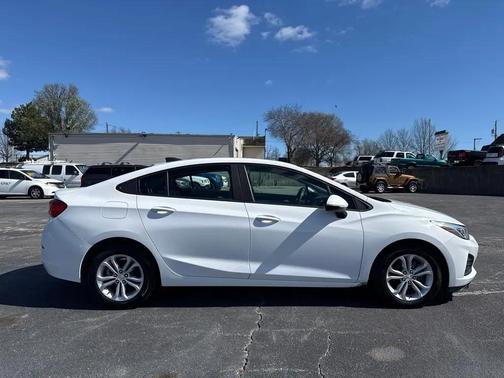 2019 Chevrolet Cruze LS