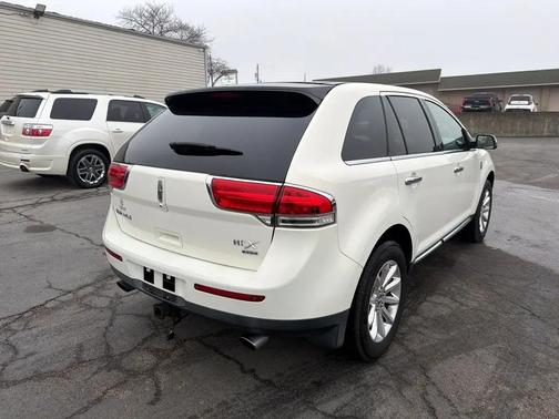 2012 Lincoln MKX Base