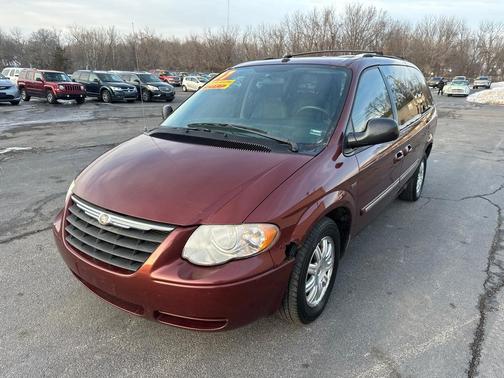 2007 Chrysler Town & Country Touring