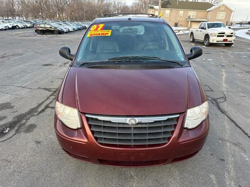 2007 Chrysler Town & Country Touring