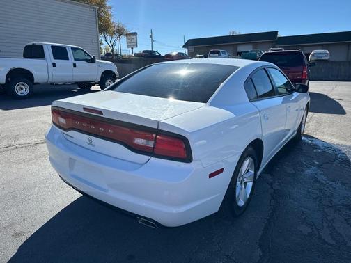 2014 Dodge Charger SE