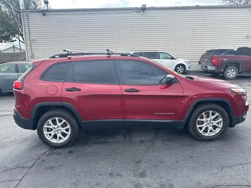 RED 2016 Jeep Cherokee Sport